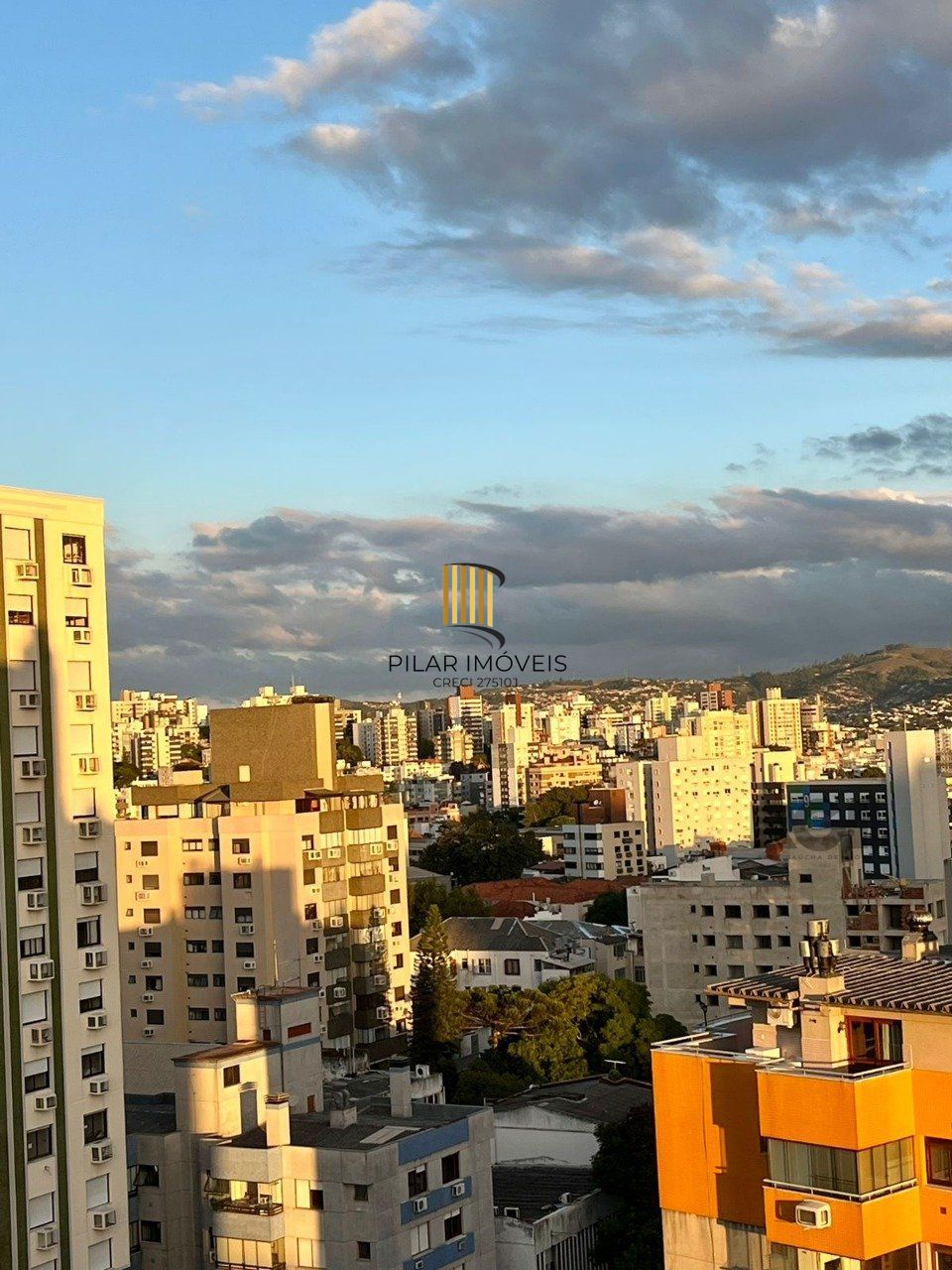 Apartamento 2 dormitórios no bairro Santa Cecília