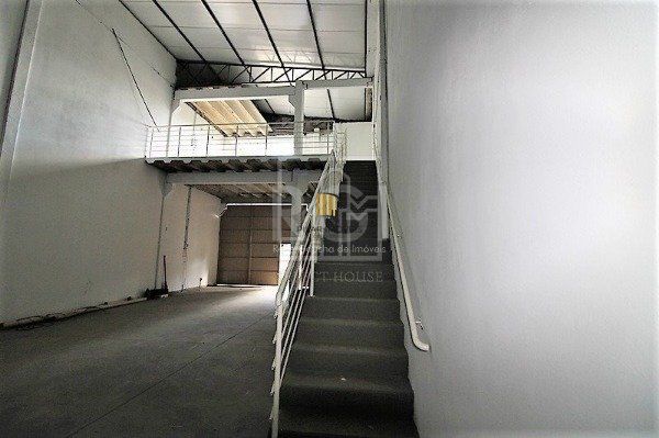 Depósito/Pavilhão para Venda - 521m², São Geraldo