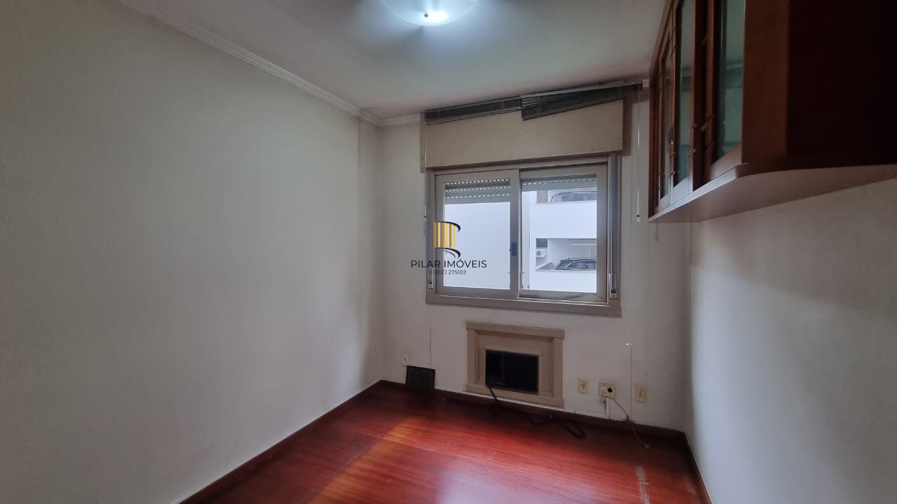 Apartamento dois dormitórios, suíte, box escriturado no Bairro Boa Vista