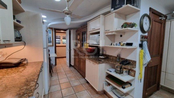 Casa Condominio para Venda - 420m², 4 dormitórios, sendo 4 suites, 4 vagas - Boa Vista