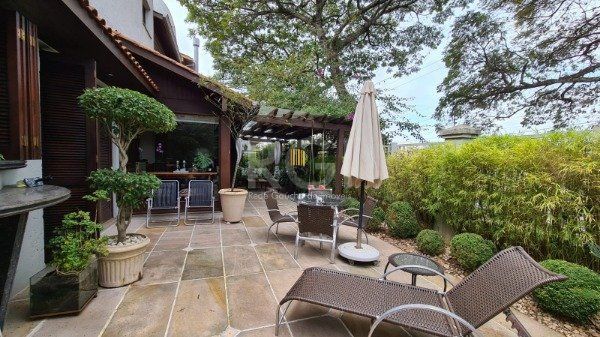 Casa Condominio para Venda - 420m², 4 dormitórios, sendo 4 suites, 2 vagas - Três Figueiras