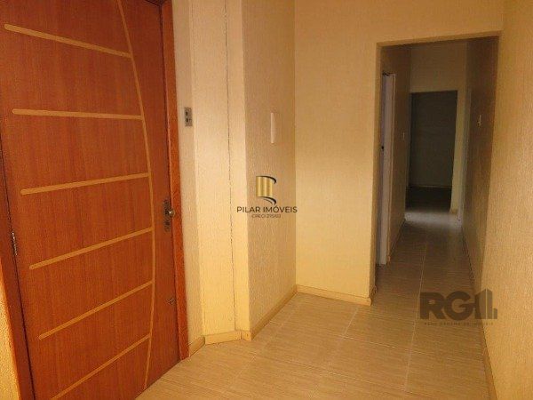 Edifício (prédio) com 03 apartamentos de 01 dormitório no Bairro Auxiliadora