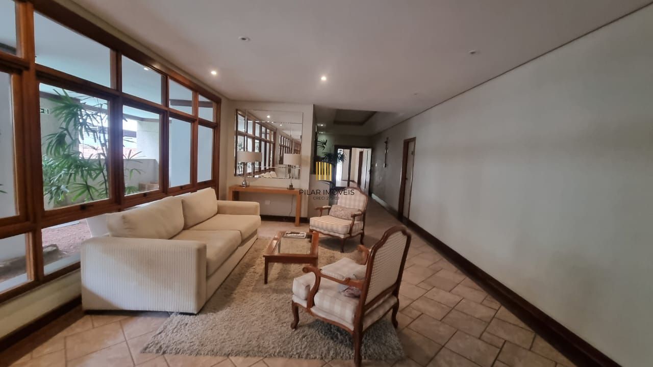 Apartamento dois dormitórios, suíte, box escriturado no Bairro Boa Vista