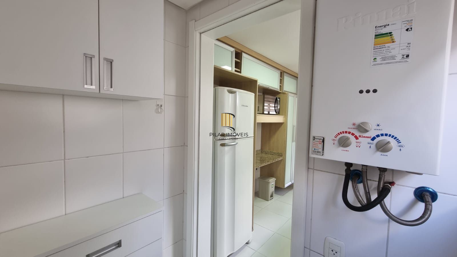 Apartamento dois dormitórios mobiliado, suíte, 86,41mq privativos, uma vaga escriturada, no bairro Higienópolis