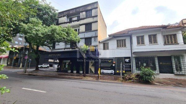 Casa para Venda - 200m², 2 dormitórios, 1 vaga - Moinhos de Vento