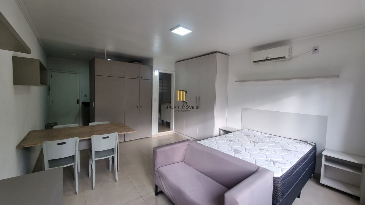 Apartamento studio completamente mobiliado, condomínio baixo, Bairro Auxiliadora