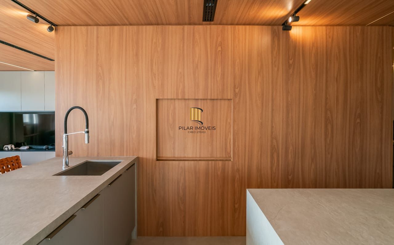 Apartamento de cinema com 125mq, duas suítes, duas vagas individuais para comprar no bairro Boa Vista