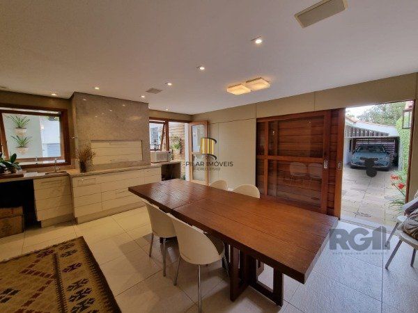 Casa a venda 03 dormitórios 280mq Jardim Lindóia