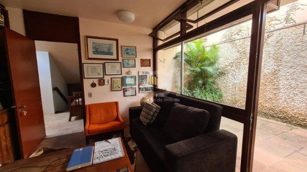 Casa Condominio para Venda - 300m², 4 dormitórios, sendo 1 suites, 2 vagas - Santa Tereza