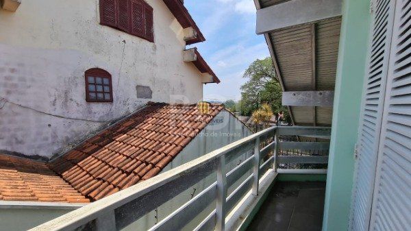 Casa para Venda - 352m², 5 dormitórios, sendo 1 suites, 4 vagas - Rubem Berta