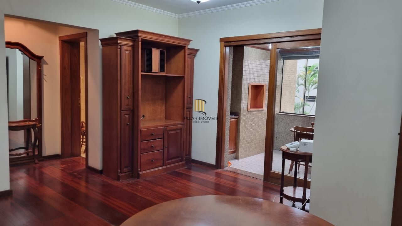 Apartamento dois dormitórios, suíte, box escriturado no Bairro Boa Vista