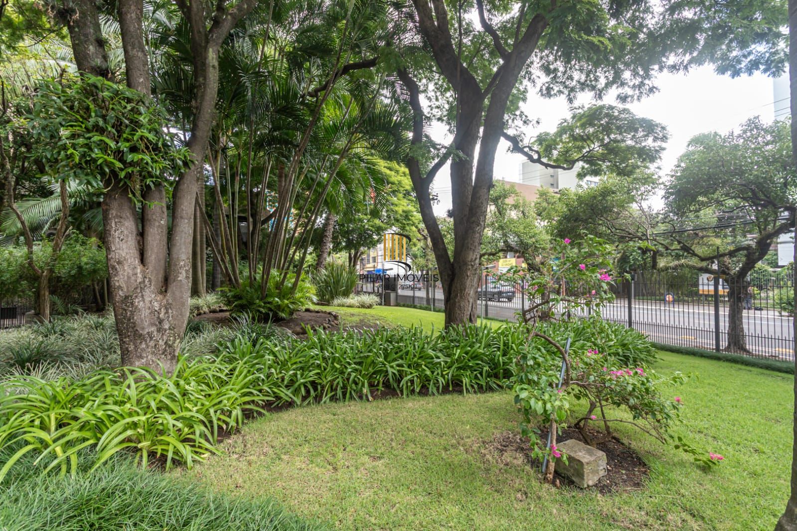 Apartamento 486,52m2 no tradicional Ed. Floragê