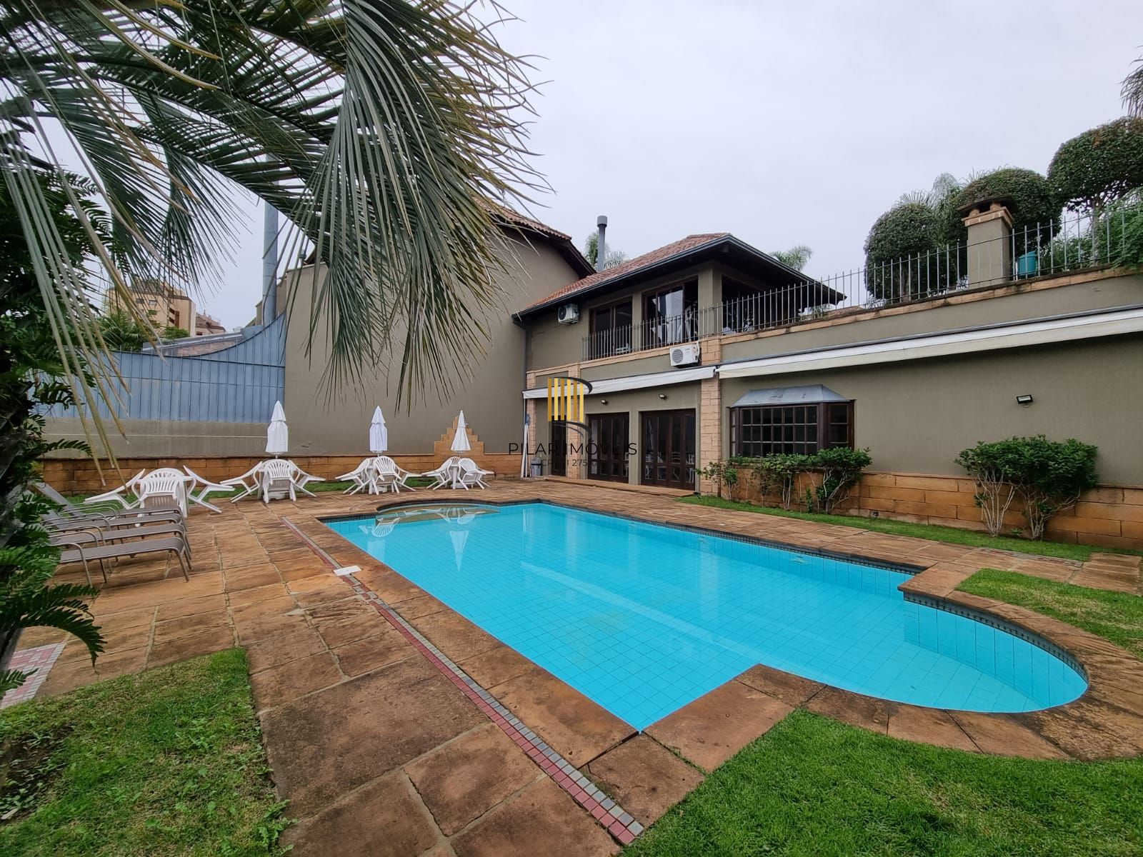 Casa em condomínio 515,73m2, 04 suítes no Bairro Boa Vista