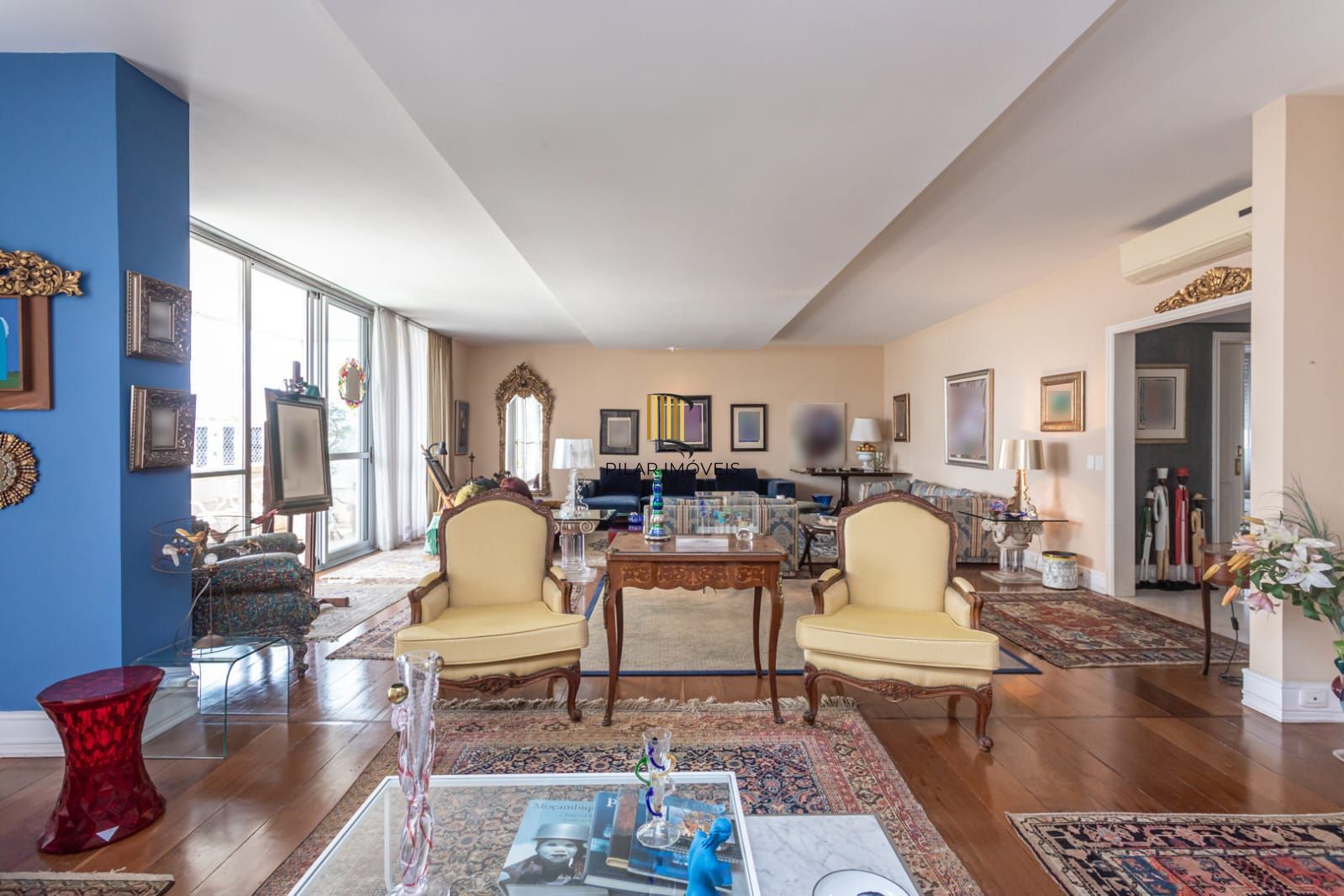 Apartamento 486,52m2 no tradicional Ed. Floragê