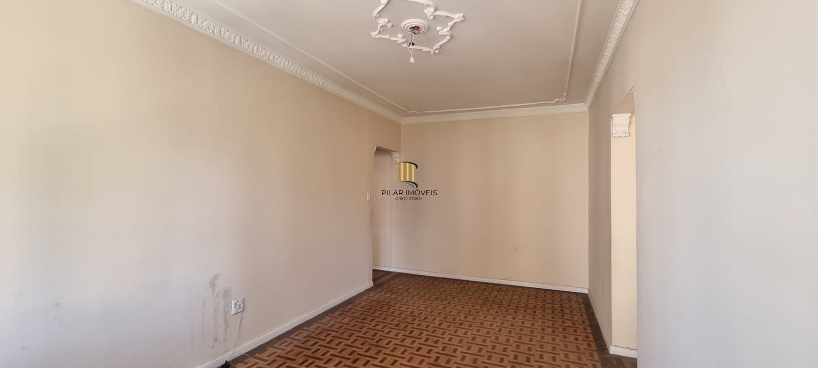 Apartamento 03 dormitórios com 01 vaga no bairro Praia de Belas