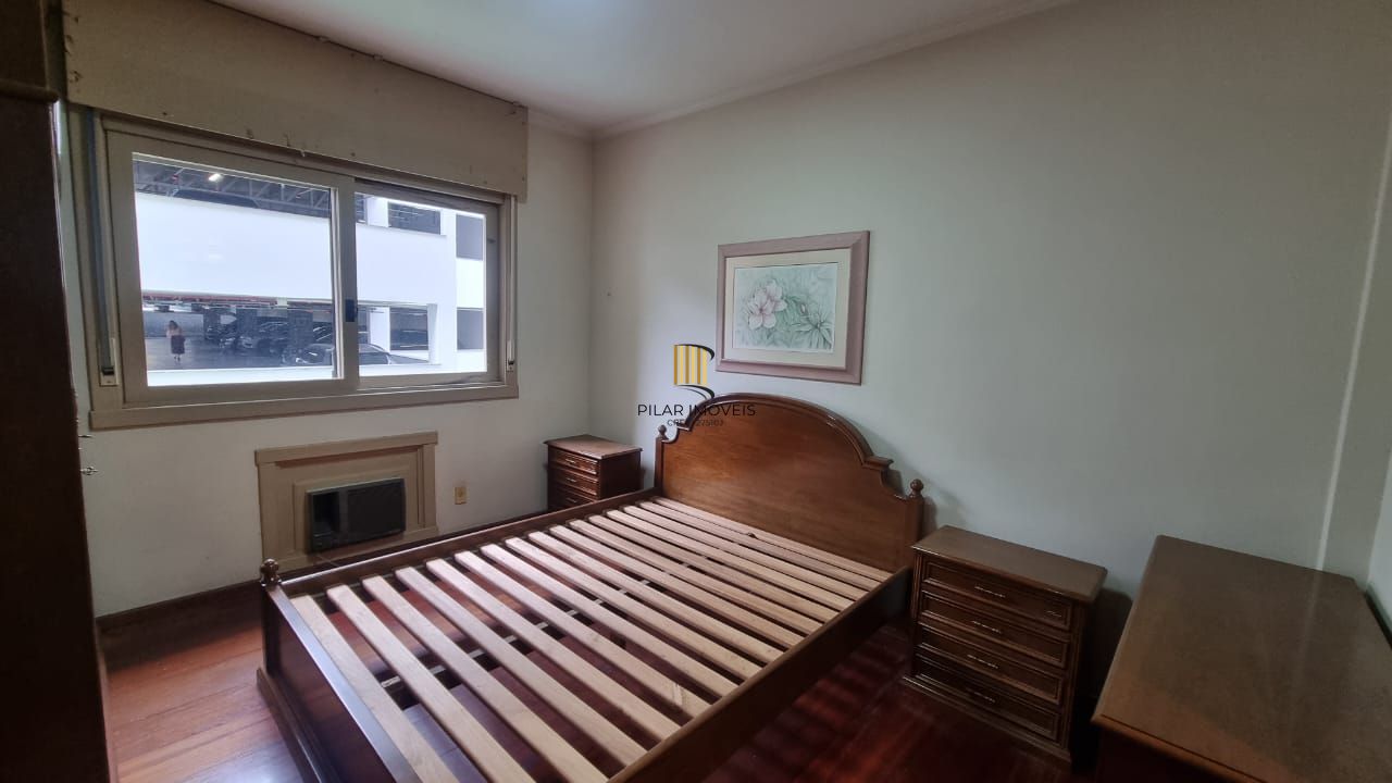 Apartamento dois dormitórios, suíte, box escriturado no Bairro Boa Vista
