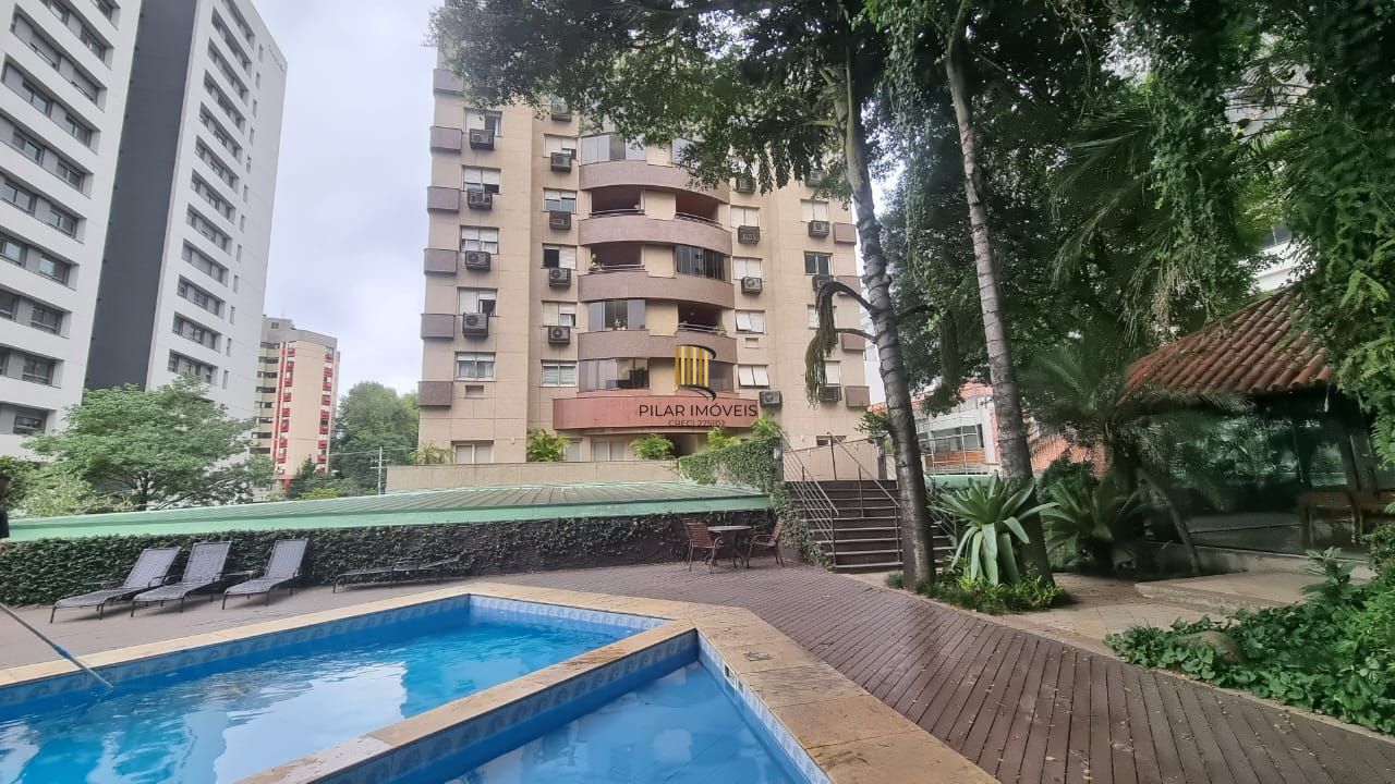 Apartamento dois dormitórios, suíte, box escriturado no Bairro Boa Vista