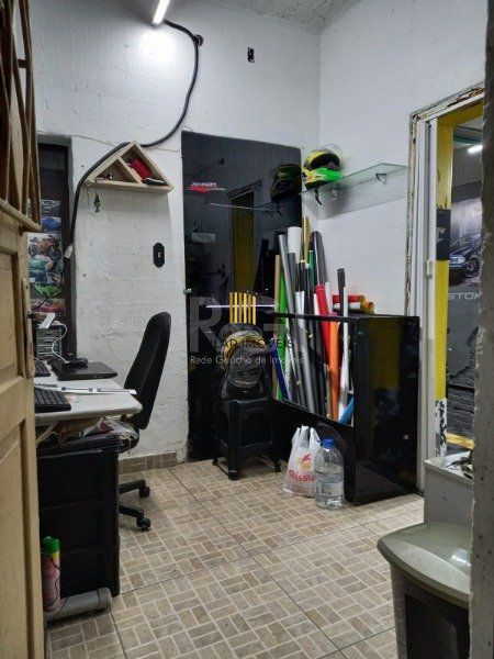 Casa para Venda - 200m², 2 dormitórios, 1 vaga - Moinhos de Vento
