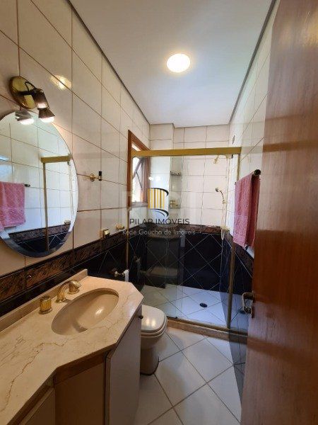 Cobertura para Venda - 263.45m², 3 dormitórios, sendo 1 suites, 2 vagas - Mont Serrat