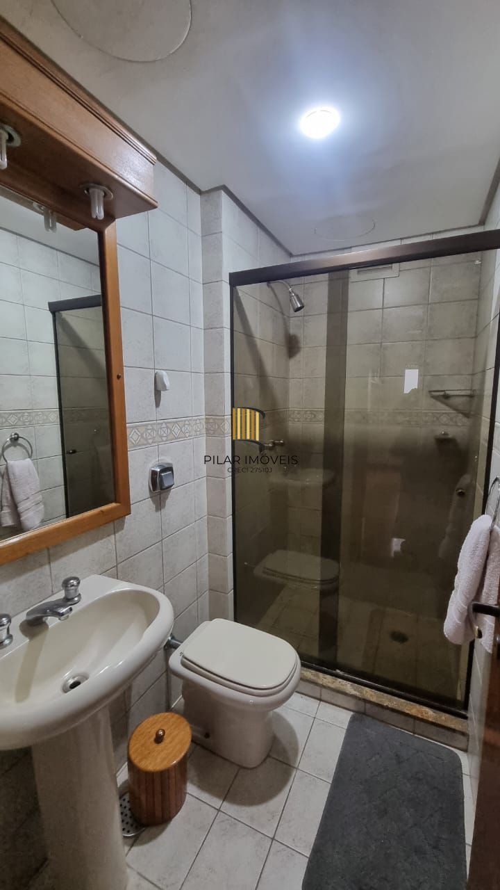Apartamento dois dormitórios, suíte, box escriturado no Bairro Boa Vista