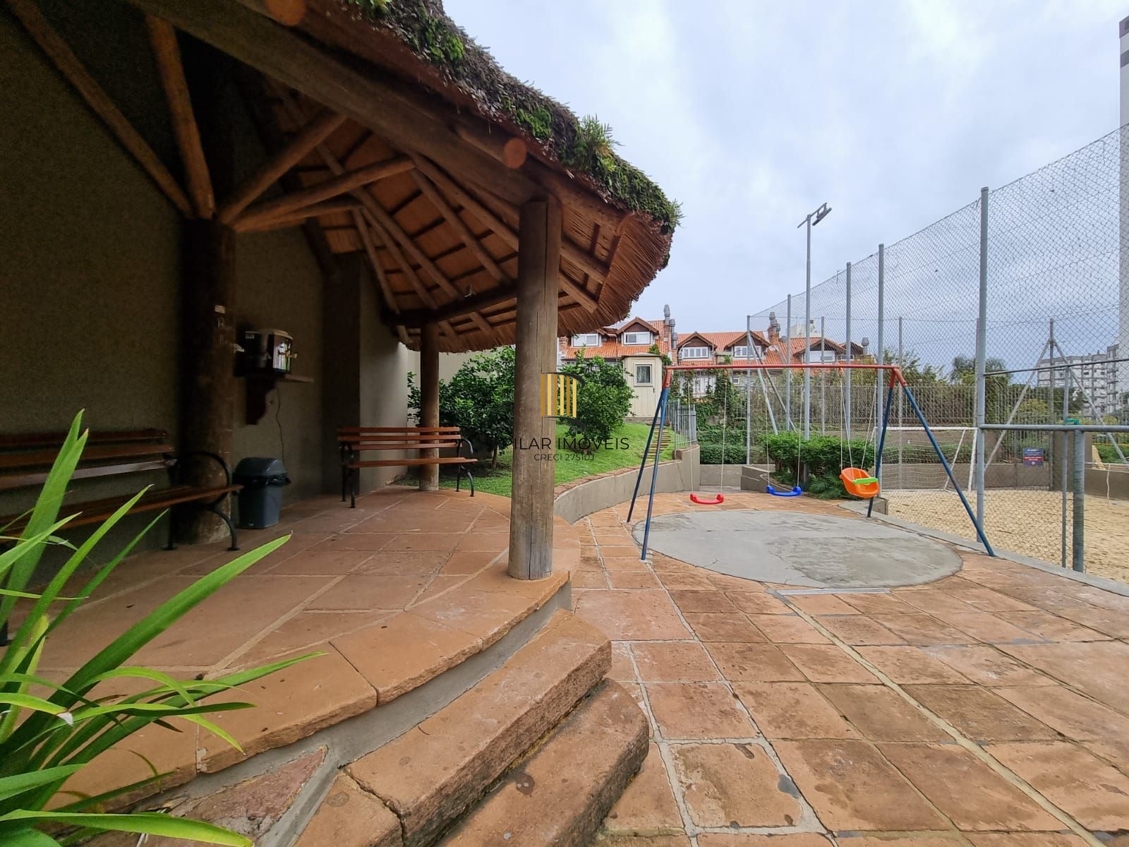 Casa em condomínio 515,73m2, 04 suítes no Bairro Boa Vista