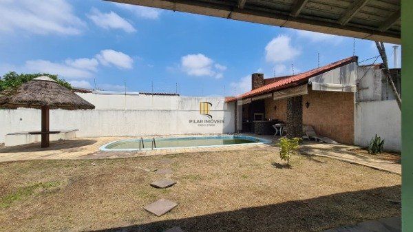 Casa para Venda - 352m², 5 dormitórios, sendo 1 suites, 4 vagas - Rubem Berta