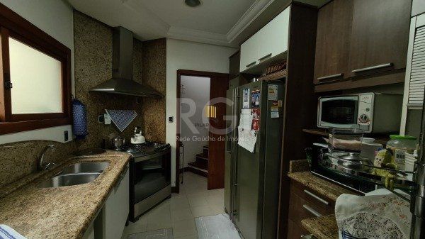 Casa Condominio para Venda - 420m², 4 dormitórios, sendo 4 suites, 2 vagas - Três Figueiras