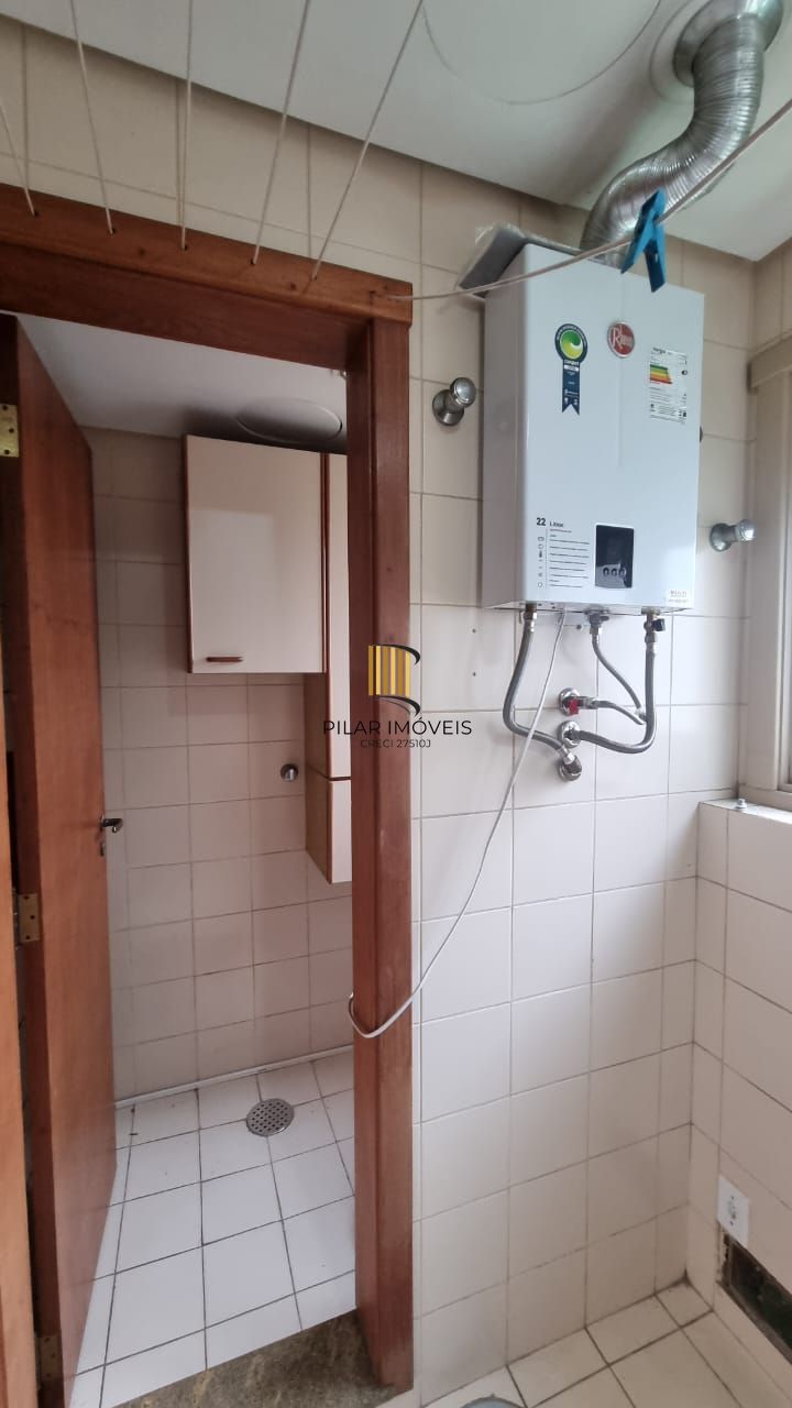 Apartamento dois dormitórios, suíte, box escriturado no Bairro Boa Vista