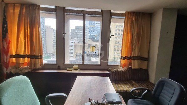 Conjunto/Sala a venda no bairro Centro Histórico