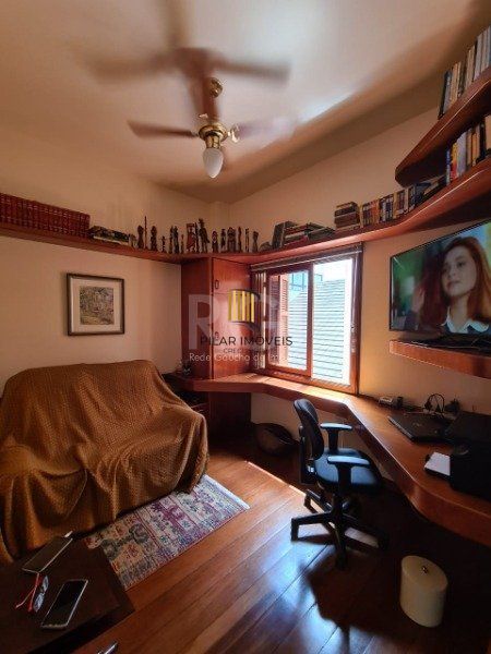 Cobertura para Venda - 263.45m², 3 dormitórios, sendo 1 suites, 2 vagas - Mont Serrat