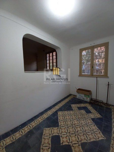 Casa para Venda - 200m², 2 dormitórios, 1 vaga - Moinhos de Vento
