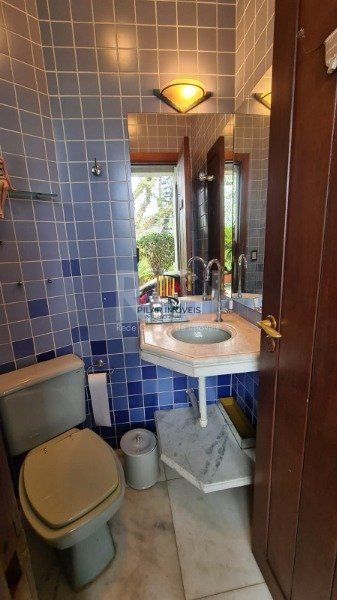 Casa Condominio para Venda - 420m², 4 dormitórios, sendo 4 suites, 2 vagas - Três Figueiras