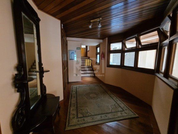 Cobertura para Venda - 263.45m², 3 dormitórios, sendo 1 suites, 2 vagas - Mont Serrat