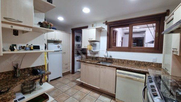 Casa Condominio para Venda - 420m², 4 dormitórios, sendo 4 suites, 4 vagas - Boa Vista