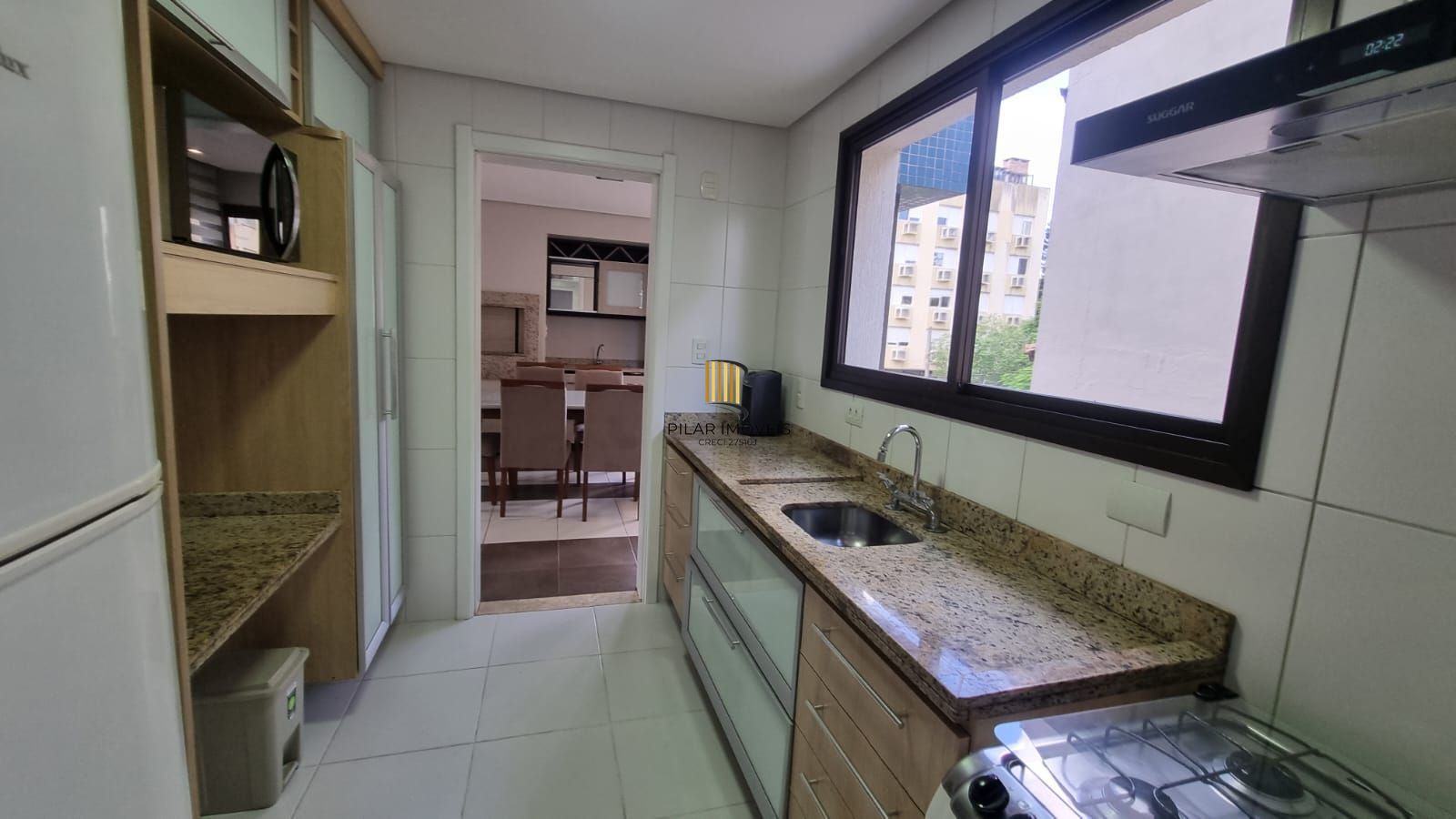 Apartamento dois dormitórios mobiliado, suíte, 86,41mq privativos, uma vaga escriturada, no bairro Higienópolis