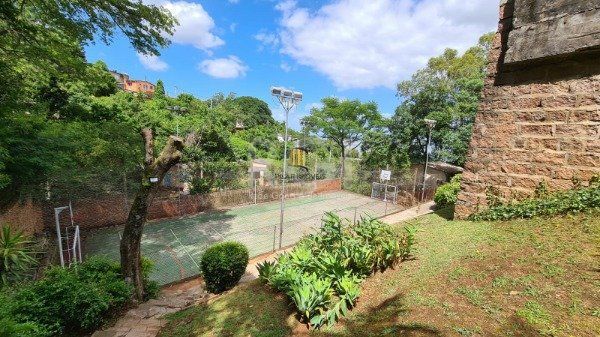 Casa Condominio para Venda - 300m², 4 dormitórios, sendo 1 suites, 2 vagas - Santa Tereza