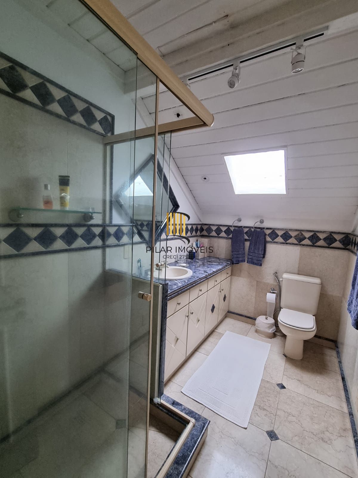 Casa em condomínio 515,73m2, 04 suítes no Bairro Boa Vista