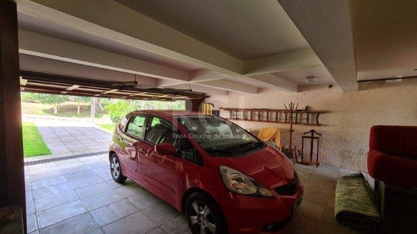 Casa Condominio para Venda - 300m², 4 dormitórios, sendo 1 suites, 2 vagas - Santa Tereza