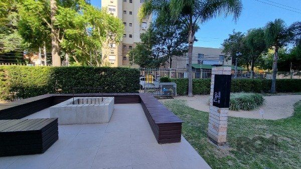 Aoartamento 02 dormitórios com garagem a venda no Bairro  São Geraldo