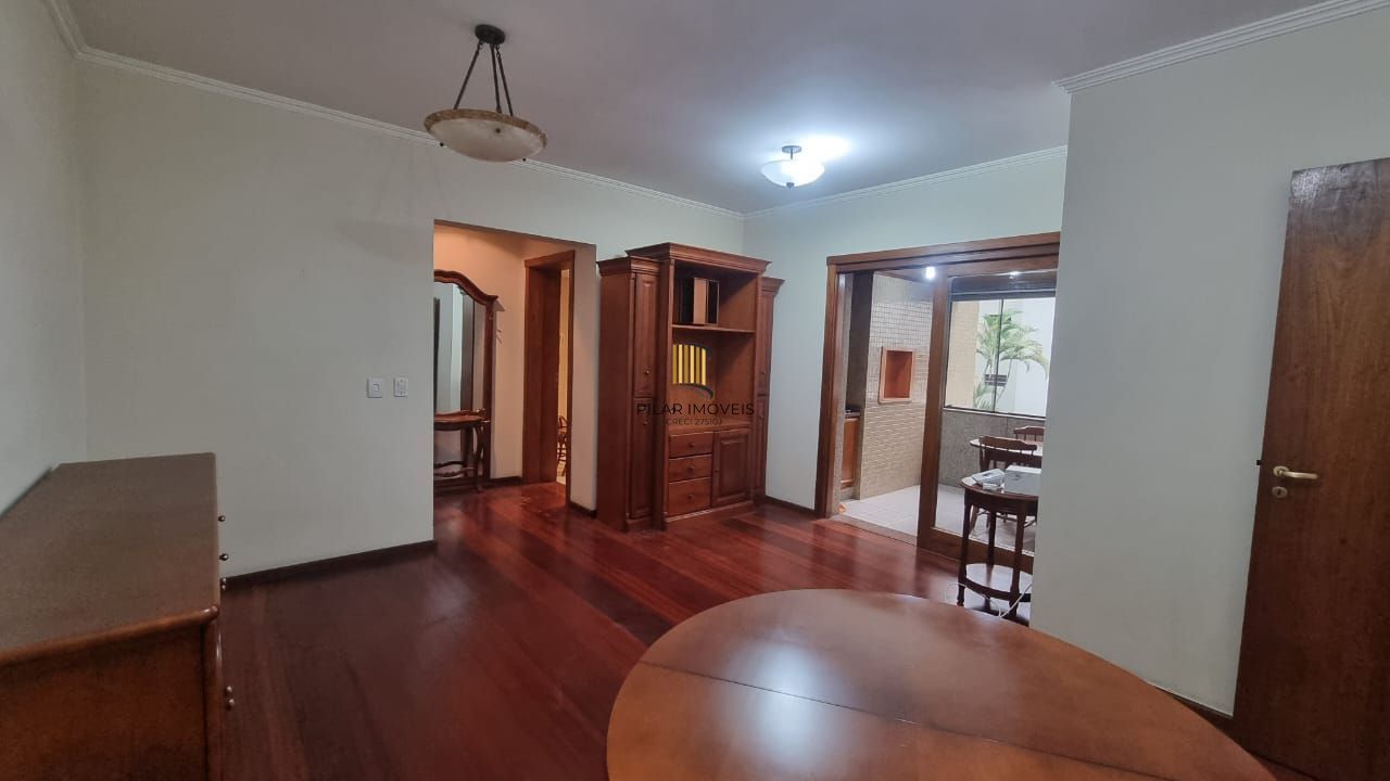 Apartamento dois dormitórios, suíte, box escriturado no Bairro Boa Vista