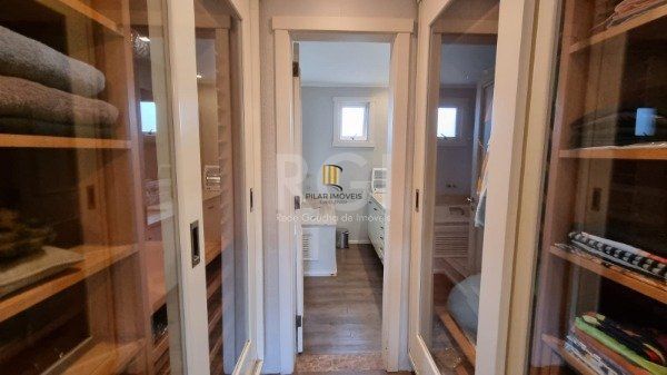 Casa Condominio para Venda - 420m², 4 dormitórios, sendo 4 suites, 4 vagas - Boa Vista