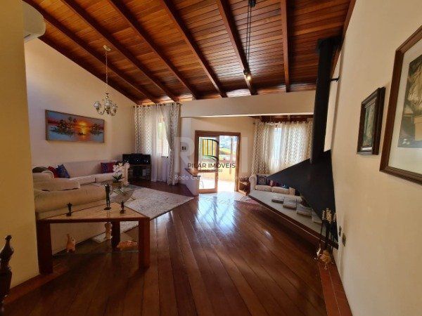 Cobertura para Venda - 263.45m², 3 dormitórios, sendo 1 suites, 2 vagas - Mont Serrat