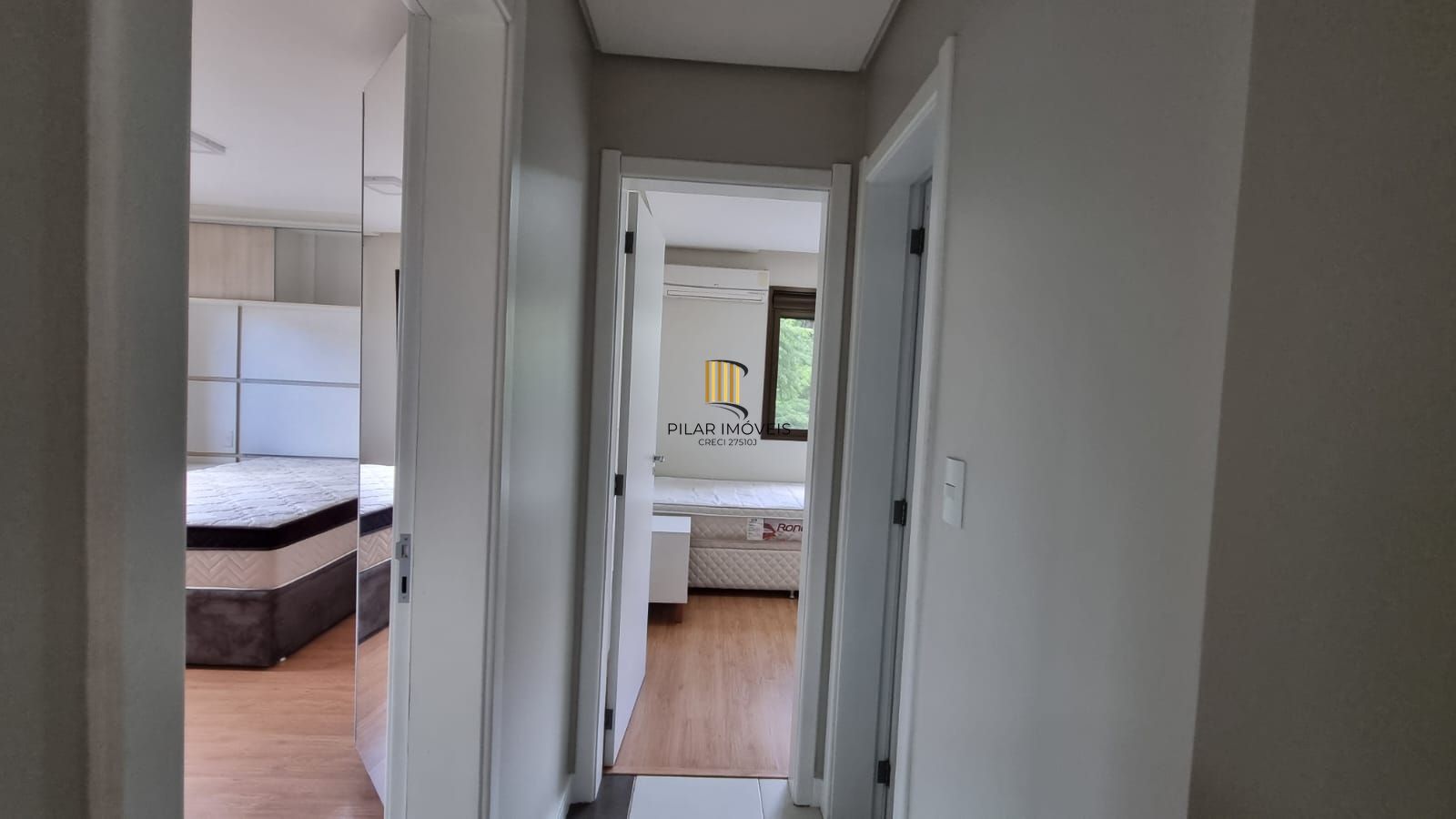 Apartamento dois dormitórios mobiliado, suíte, 86,41mq privativos, uma vaga escriturada, no bairro Higienópolis