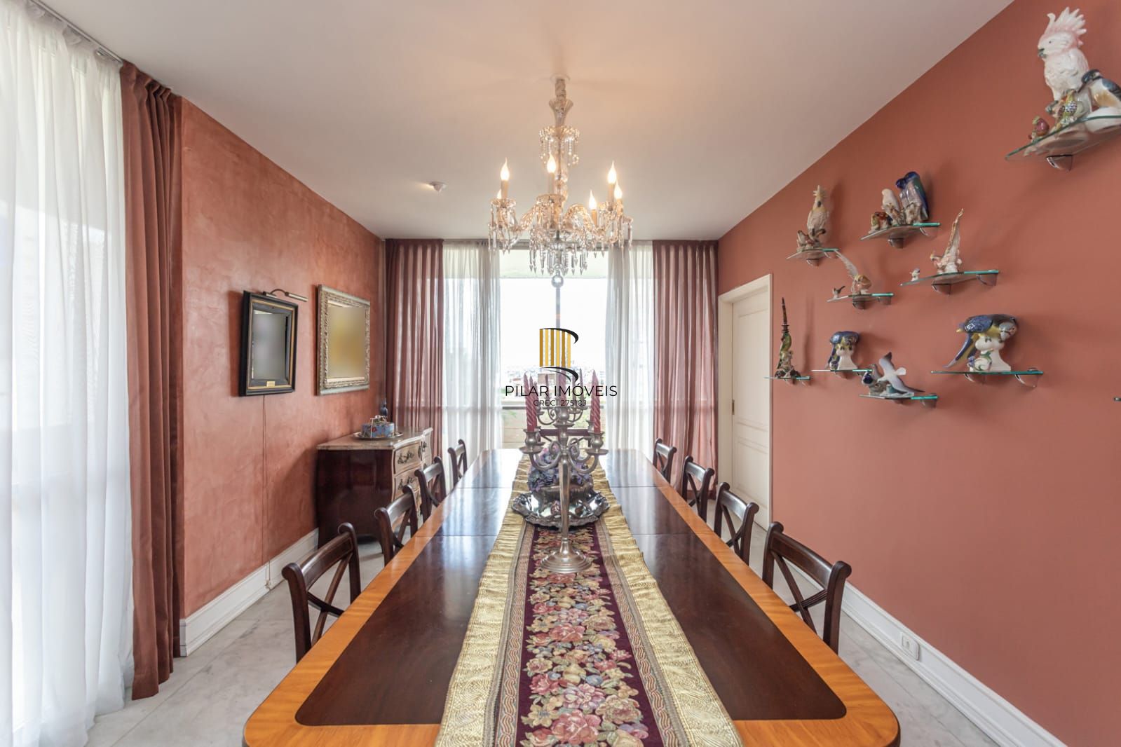 Apartamento 486,52m2 no tradicional Ed. Floragê