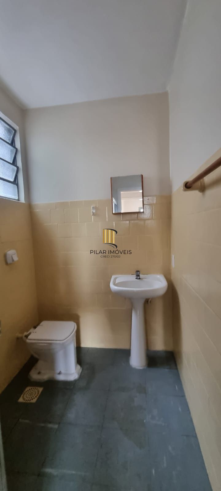Apartamento a venda 02 dormitórios no Bairro Floresta - Aceita Compra Assistida