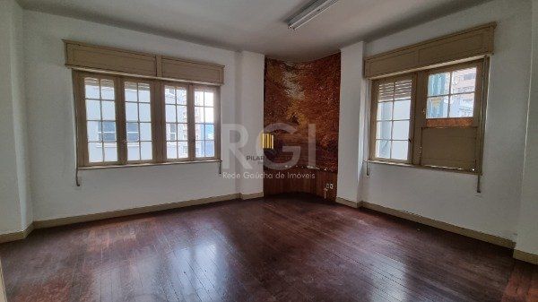 Conjunto/Sala para Venda - 70.28m², 0 dormitórios, Centro Histórico