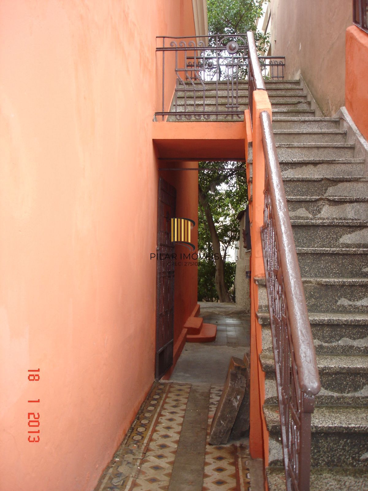 Pavilhão 3 dormitórios no bairro Floresta