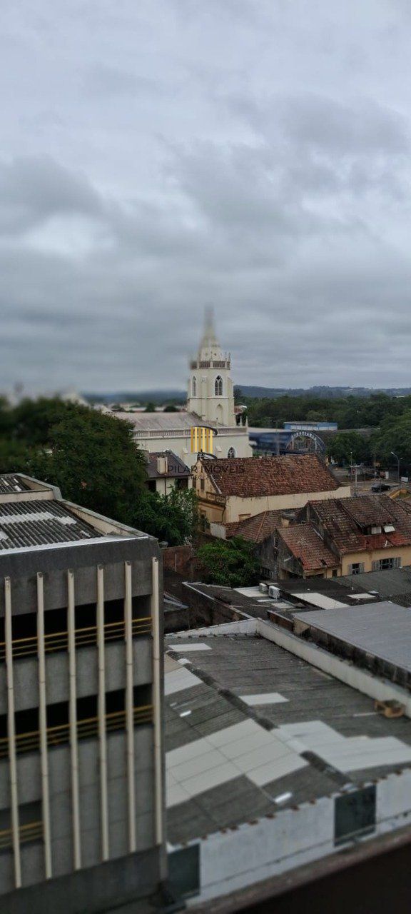 Cobertura 3 dormitórios no bairro Centro