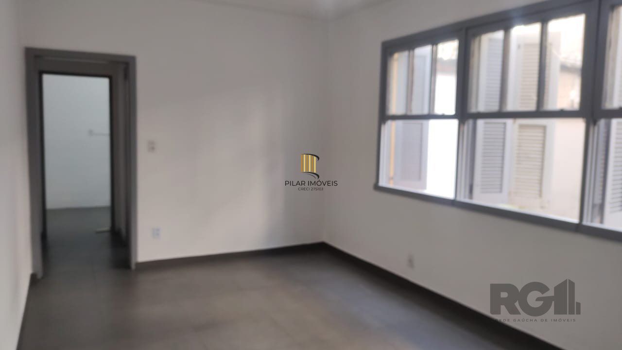 Apartamento térreo jk no miolo do Menino Deus!