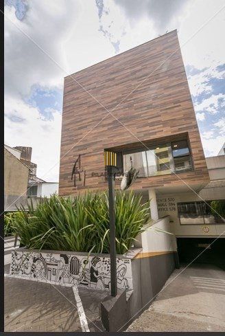 Apartamento 1 Dormitório com garagem Bairro Cidade Baixa